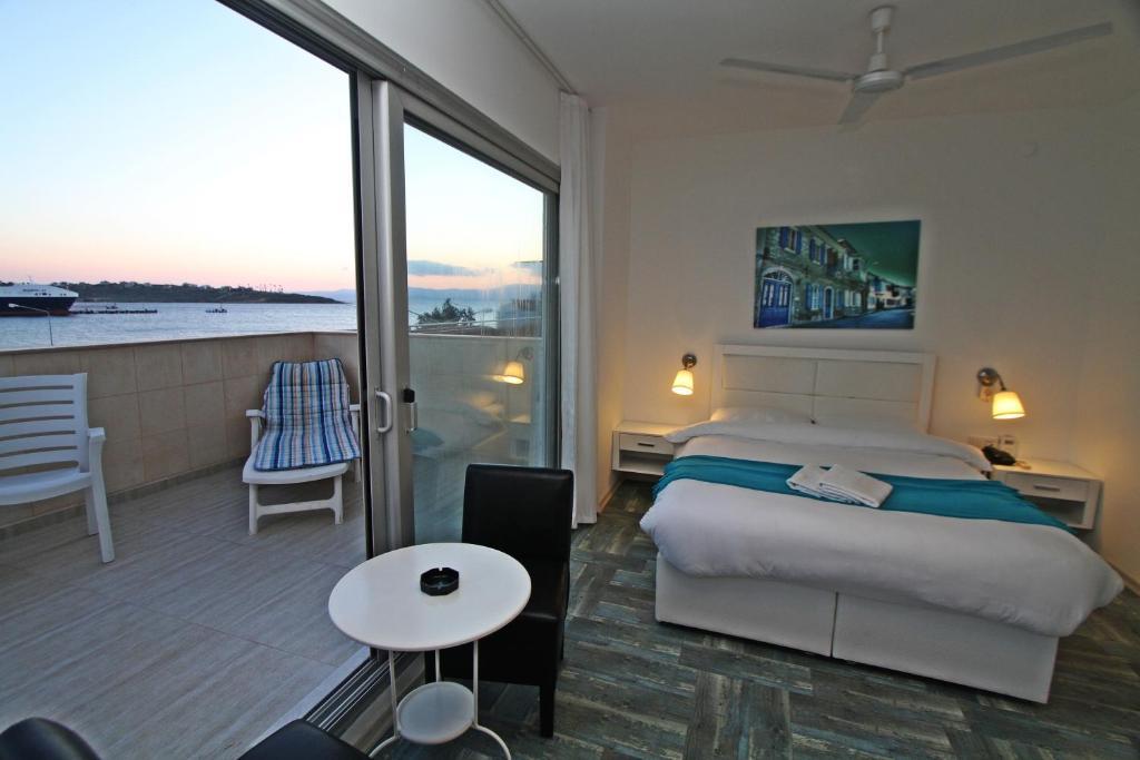 Larimar Boutique Hotel Чесме Екстериор снимка
